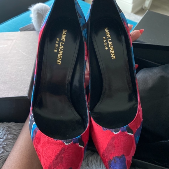 Authentic BRAND NEW SAINT LAURENT HEELS - Picture 4 of 4